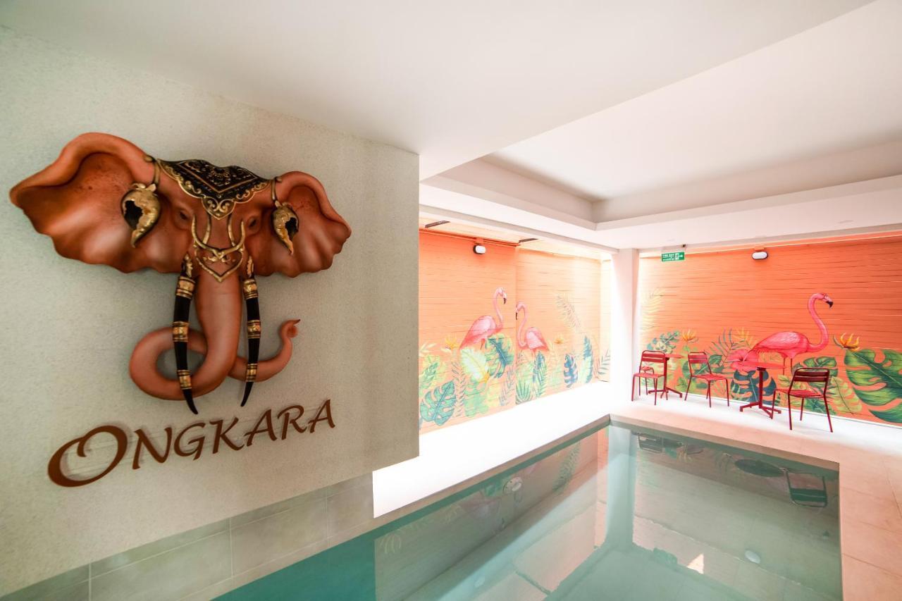 Отель Ongkara Near Bts Thonglor Бангкок Экстерьер фото